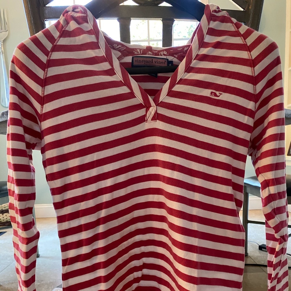 Ladies long sleeve Vineyard Vines hooded T shirt